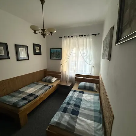 & Restaurant Tkalcovsky Dvur Lägenhet Prag