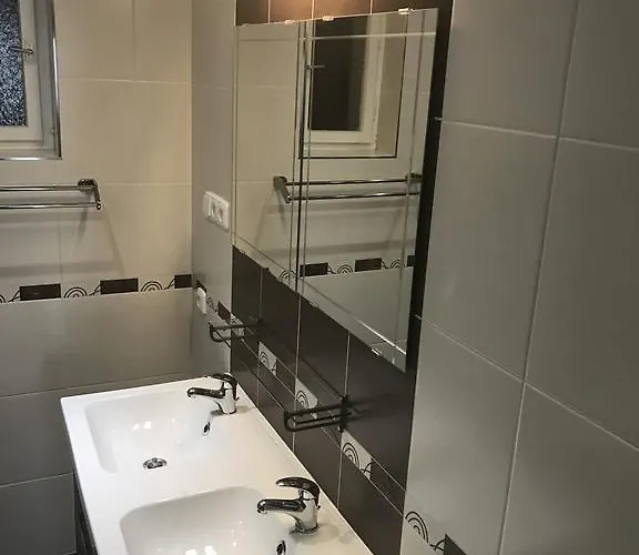 & Restaurant Tkalcovsky Dvur Lägenhet Prag