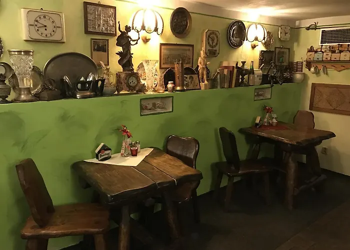 & Restaurant Tkalcovsky Dvur