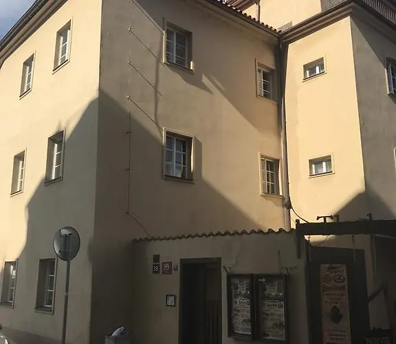 & Restaurant Tkalcovsky Dvur Prag