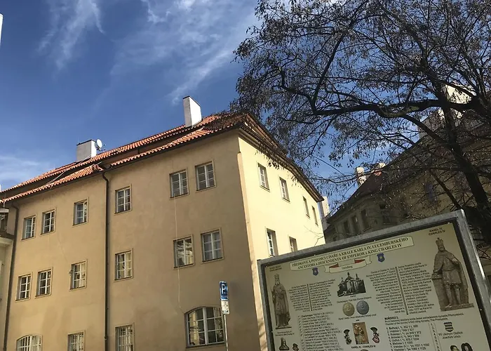 & Restaurant Tkalcovsky Dvur