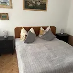 & Restaurant Tkalcovsky Dvur Apartament Praga