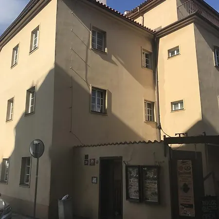特卡科沃斯基庭院餐厅公寓 布拉格