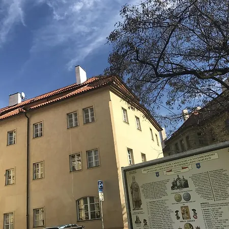 特卡科沃斯基庭院餐厅公寓